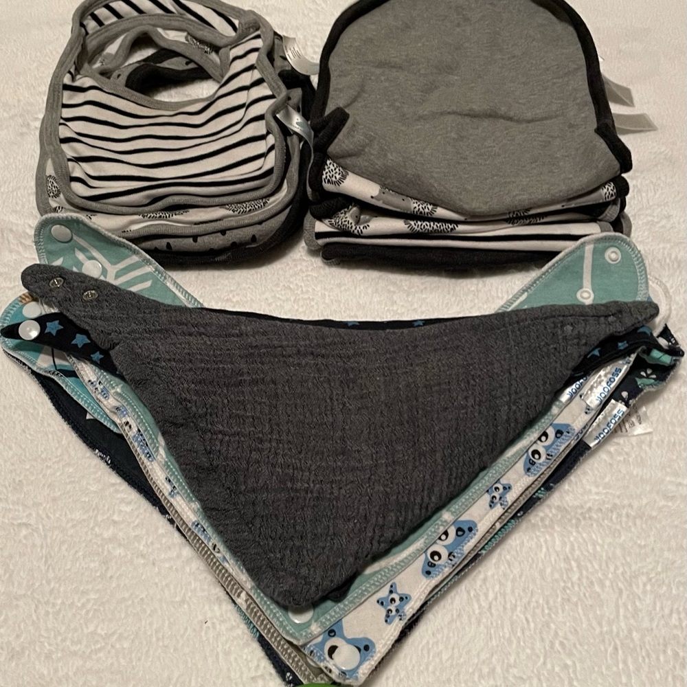 Baby Bibs & Burp cloths